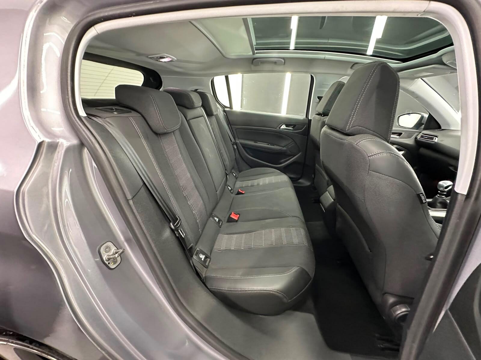 Peugeot 308 view 29