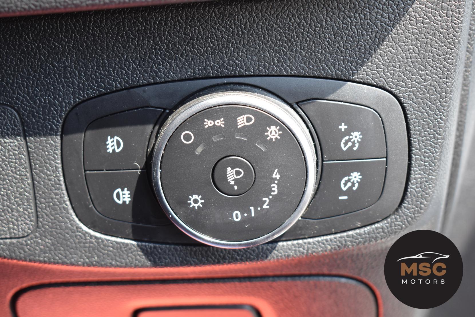 Ford Focus view 30