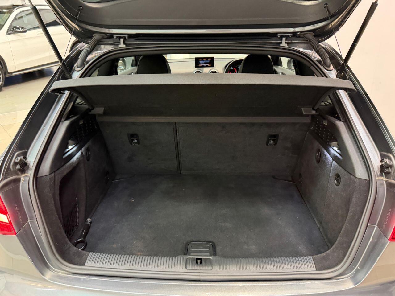 Audi A3 view 26