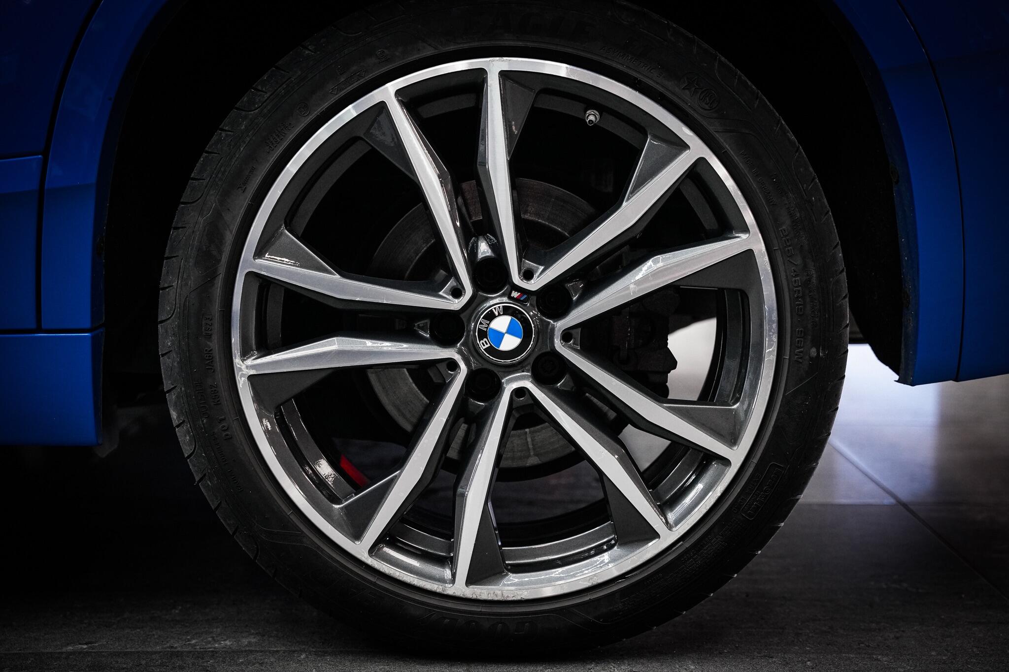 BMW X2 view 28