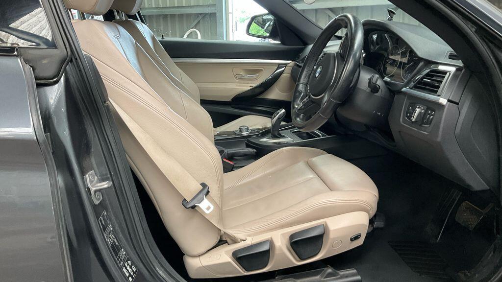 BMW 3 Series Gran Turismo view 2