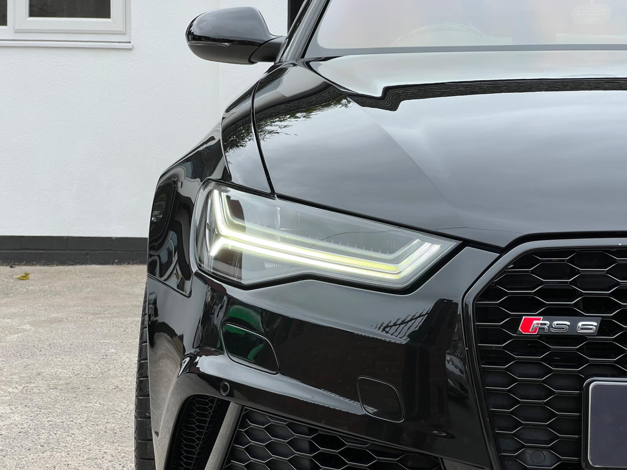 Audi RS6 view 27