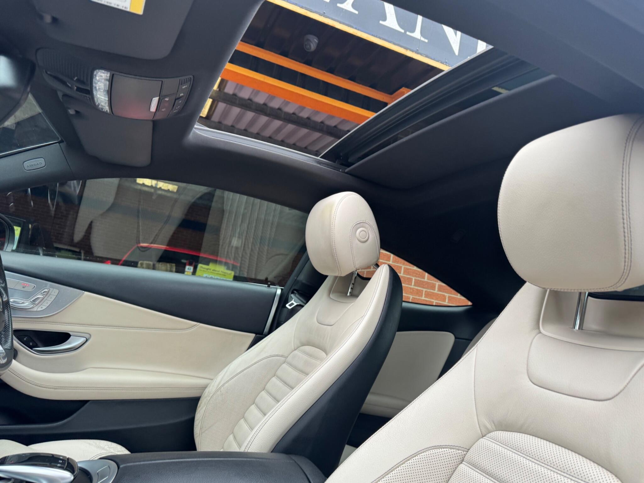 Mercedes-Benz C Class view 8
