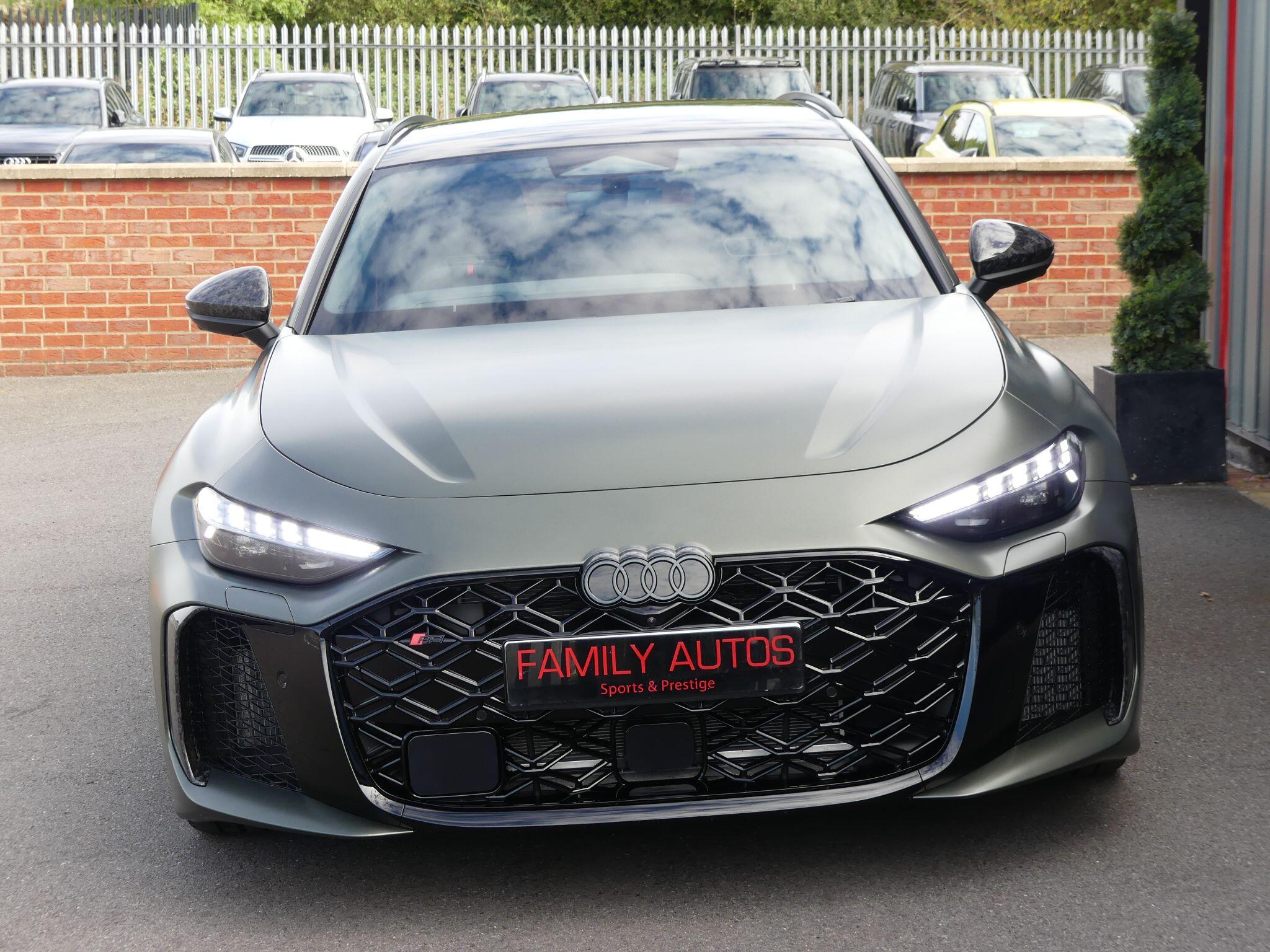 Audi RS5 view 6