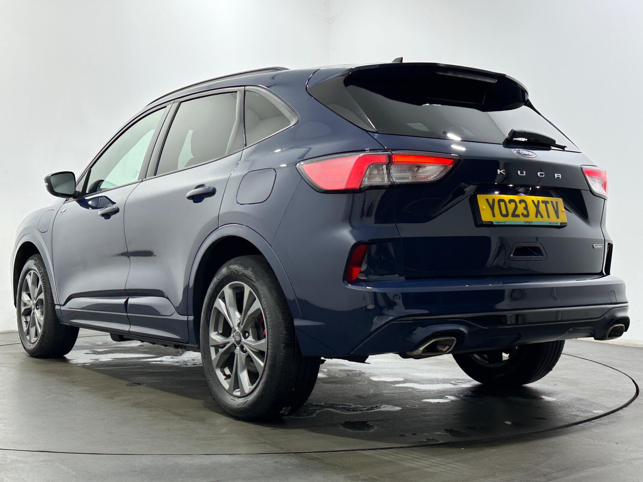 Ford Kuga view 50