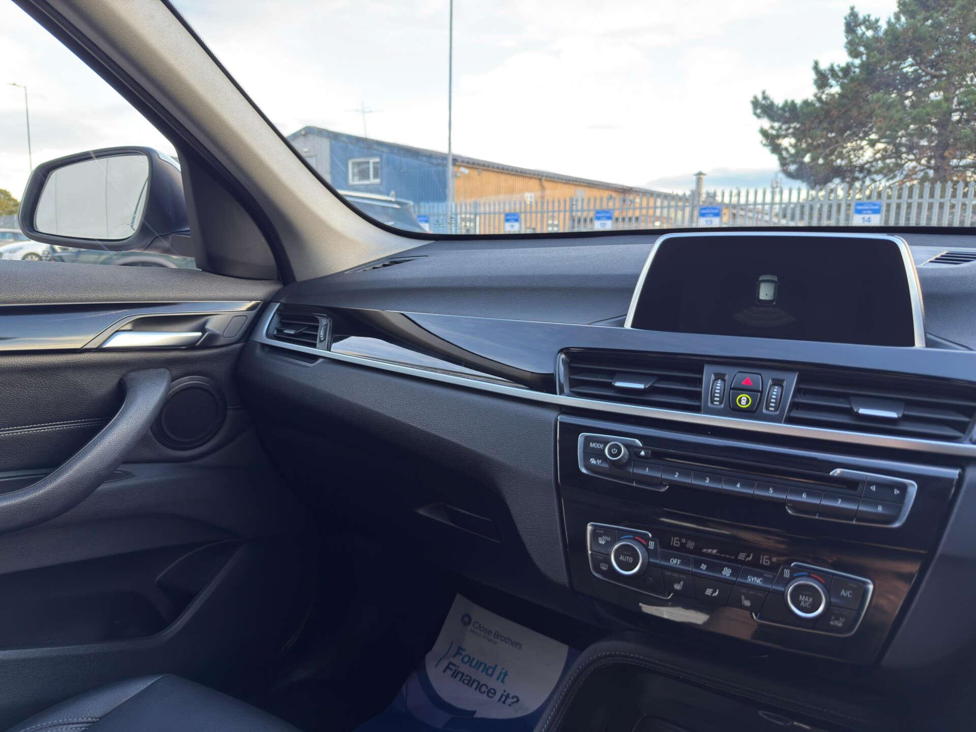 BMW X1 view 50