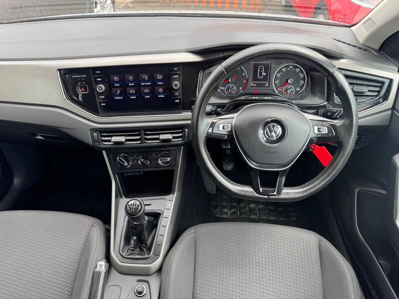 Volkswagen Polo view 10
