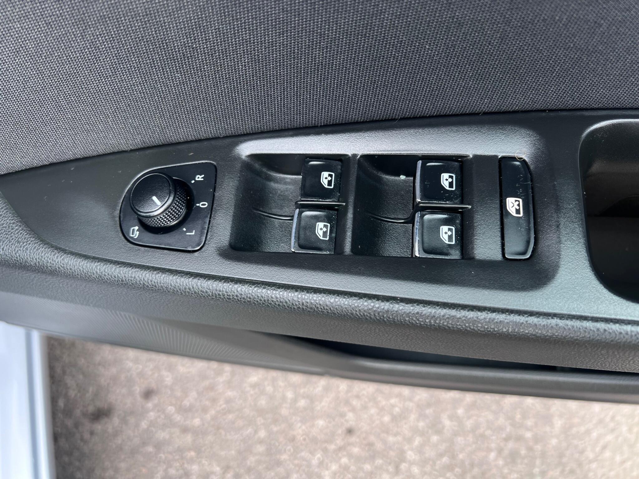 Seat Leon Leon view 17
