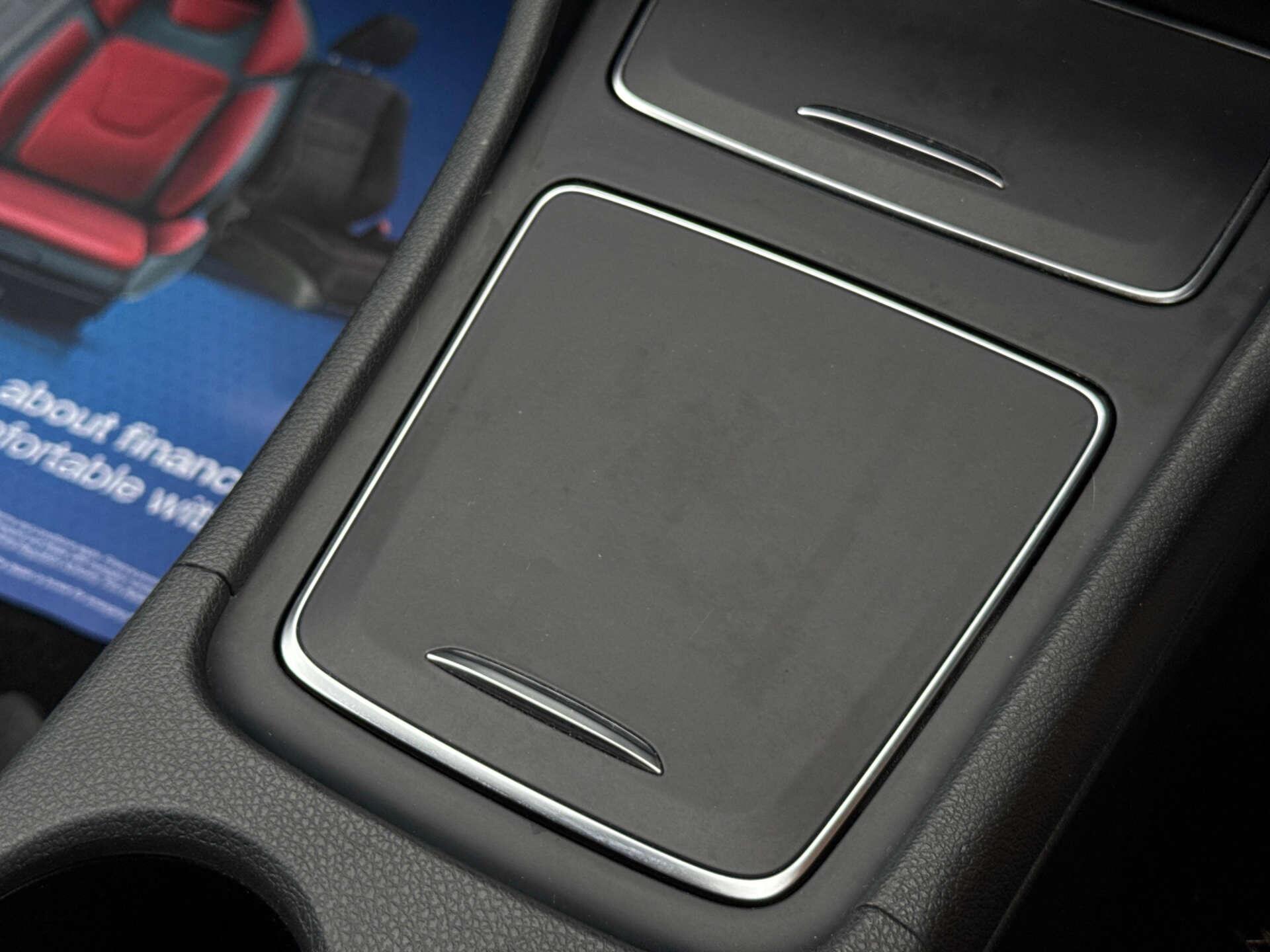 Mercedes-Benz Cla view 52
