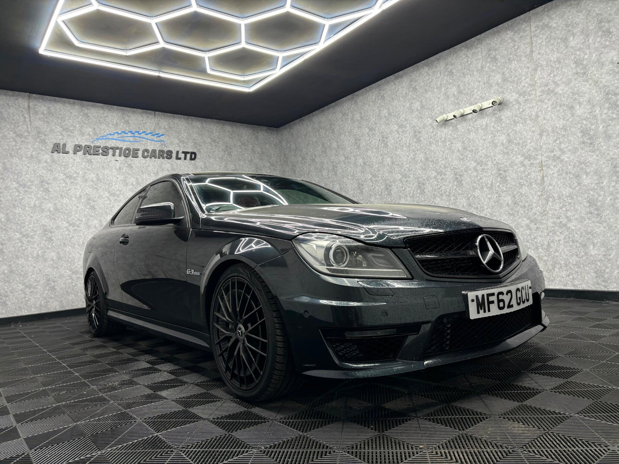 Mercedes-Benz C Class view 3