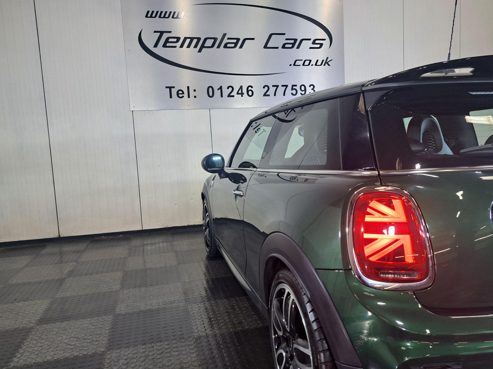 Mini Cooper view 10