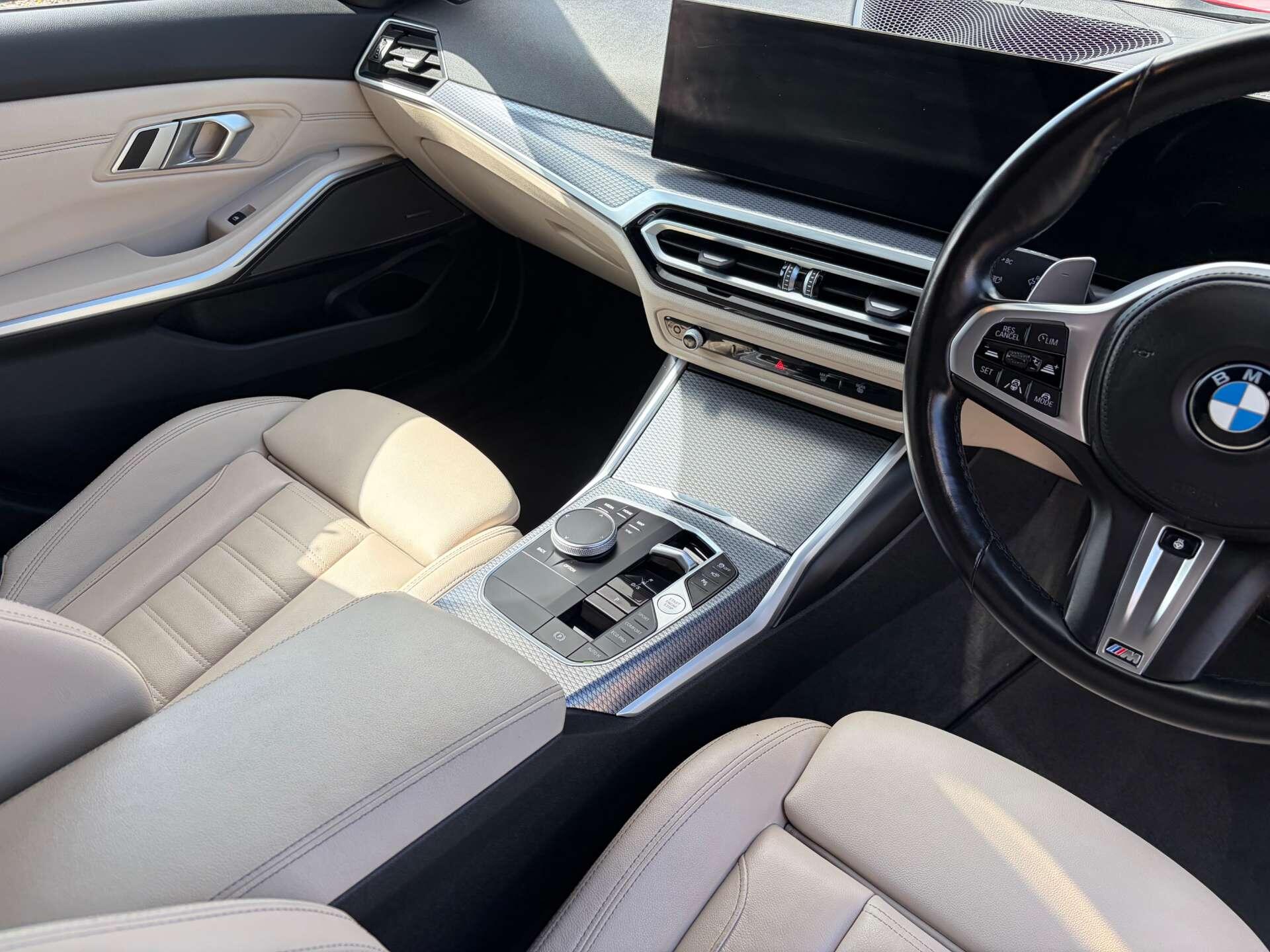 BMW 3 Series view 37