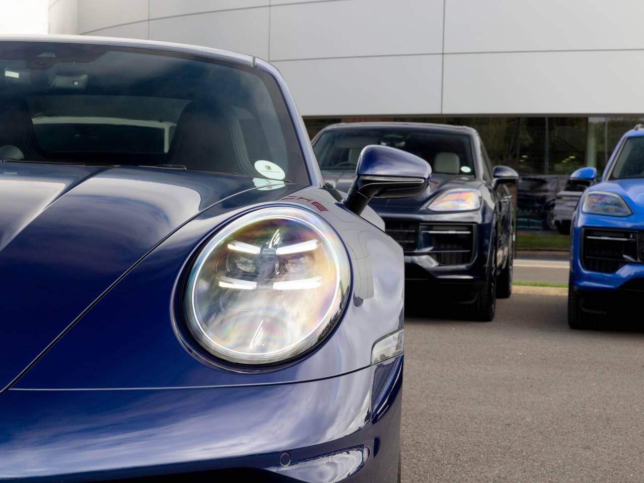 Porsche 911 view 20
