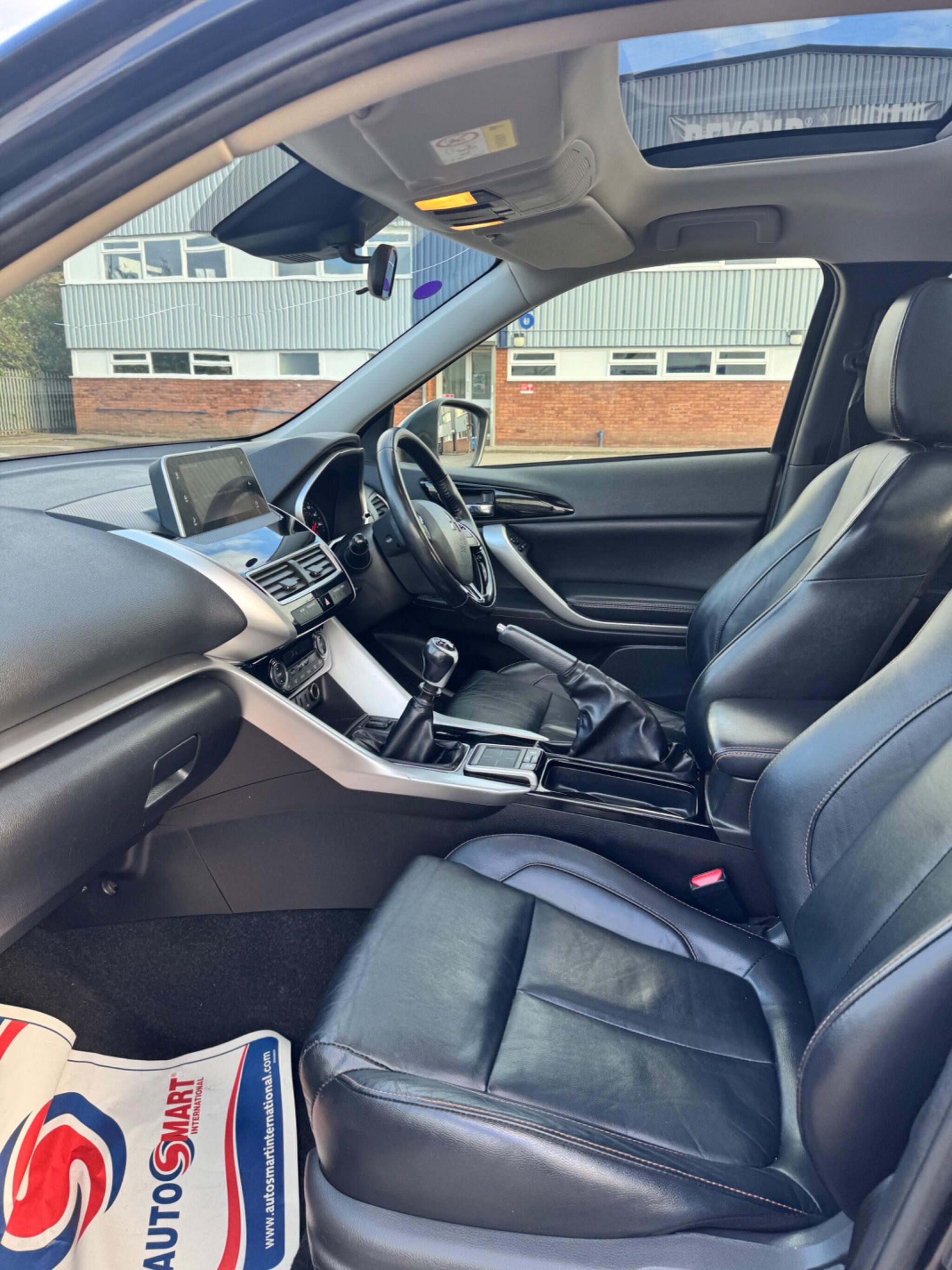 Mitsubishi Eclipse Cross view 54