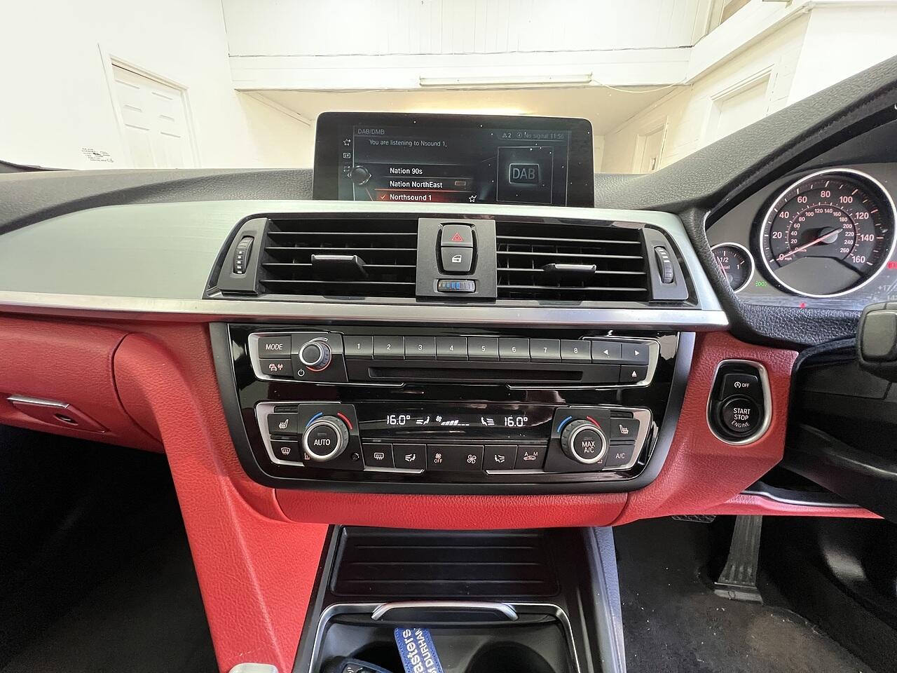 BMW 4 Series view 9