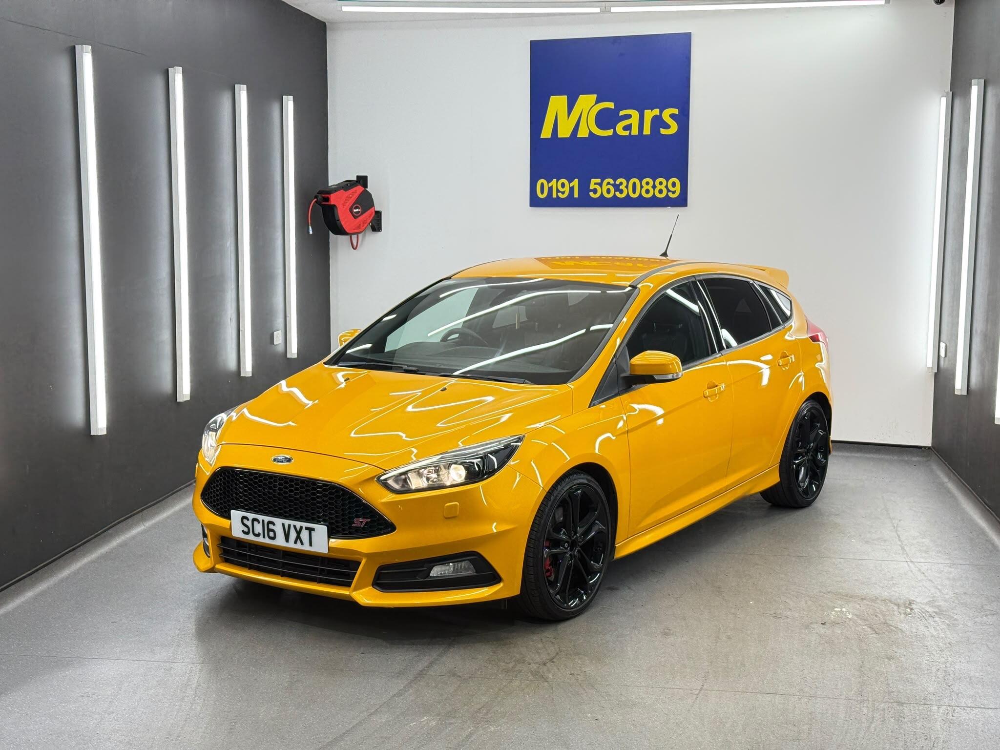 Ford Focus view 4