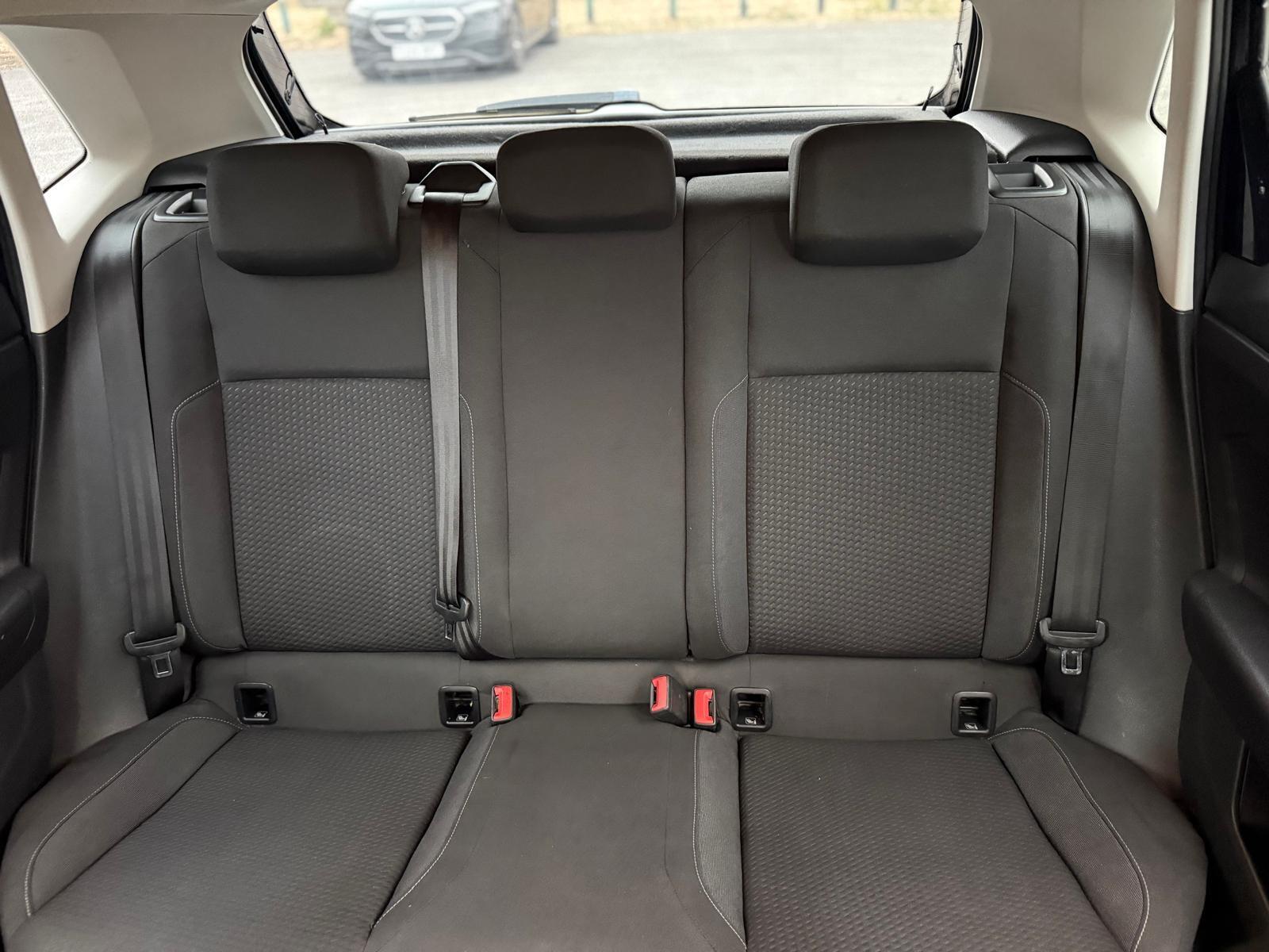 Volkswagen Polo view 42