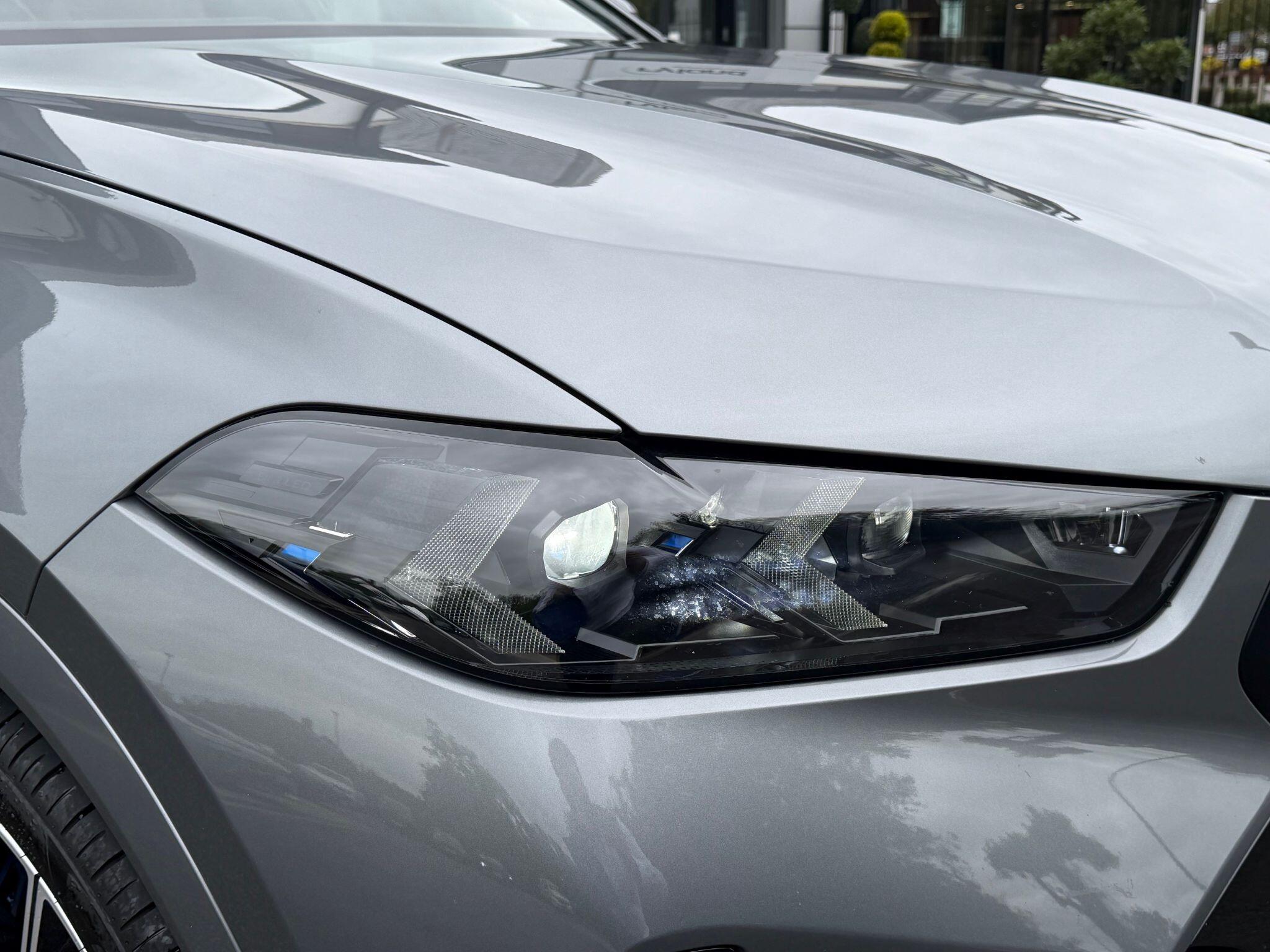 BMW X6 view 28