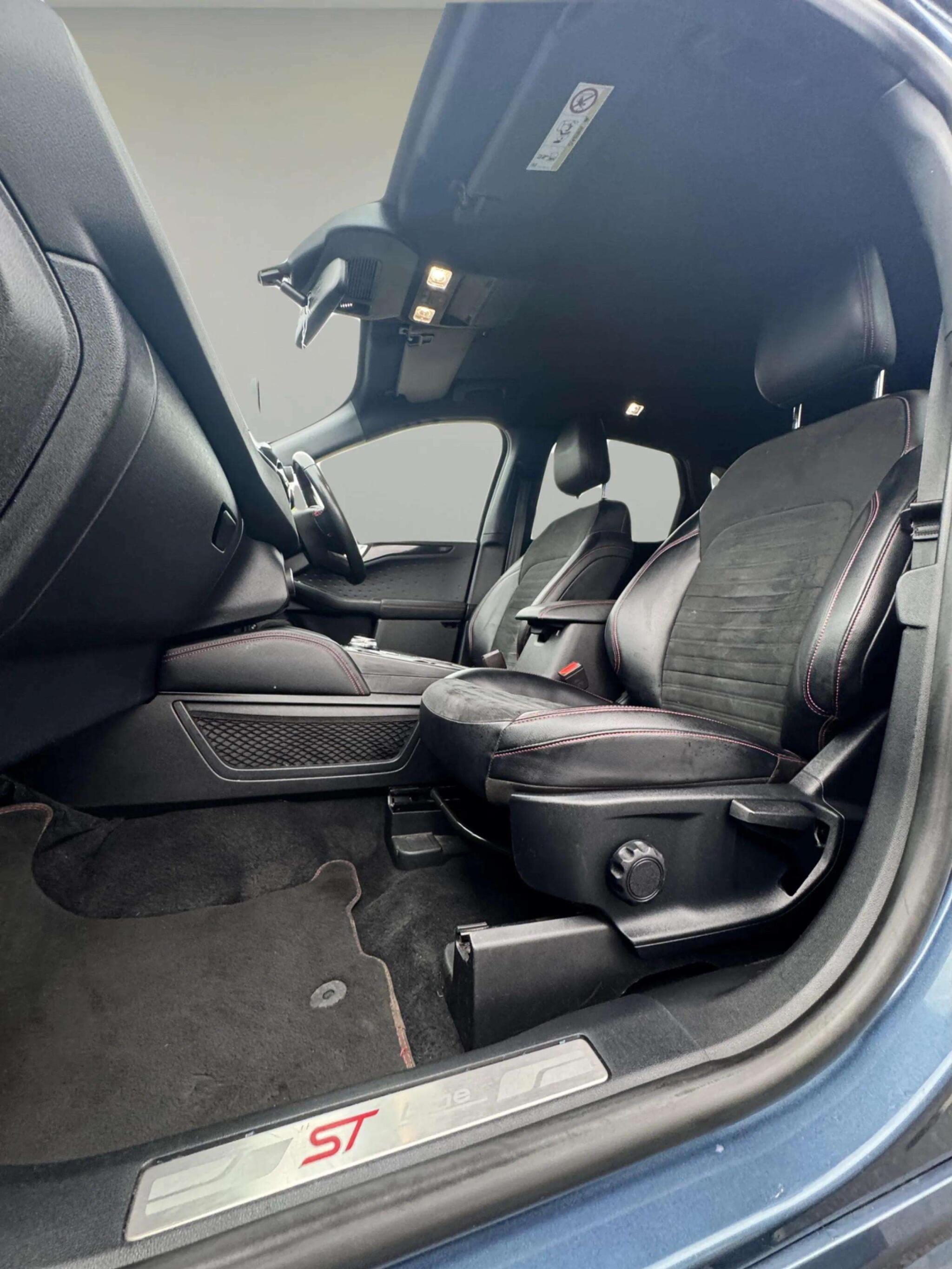 Ford Kuga view 58