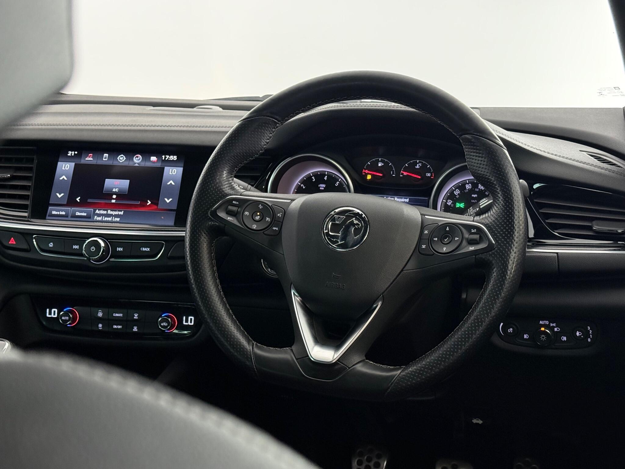 Vauxhall Insignia view 13
