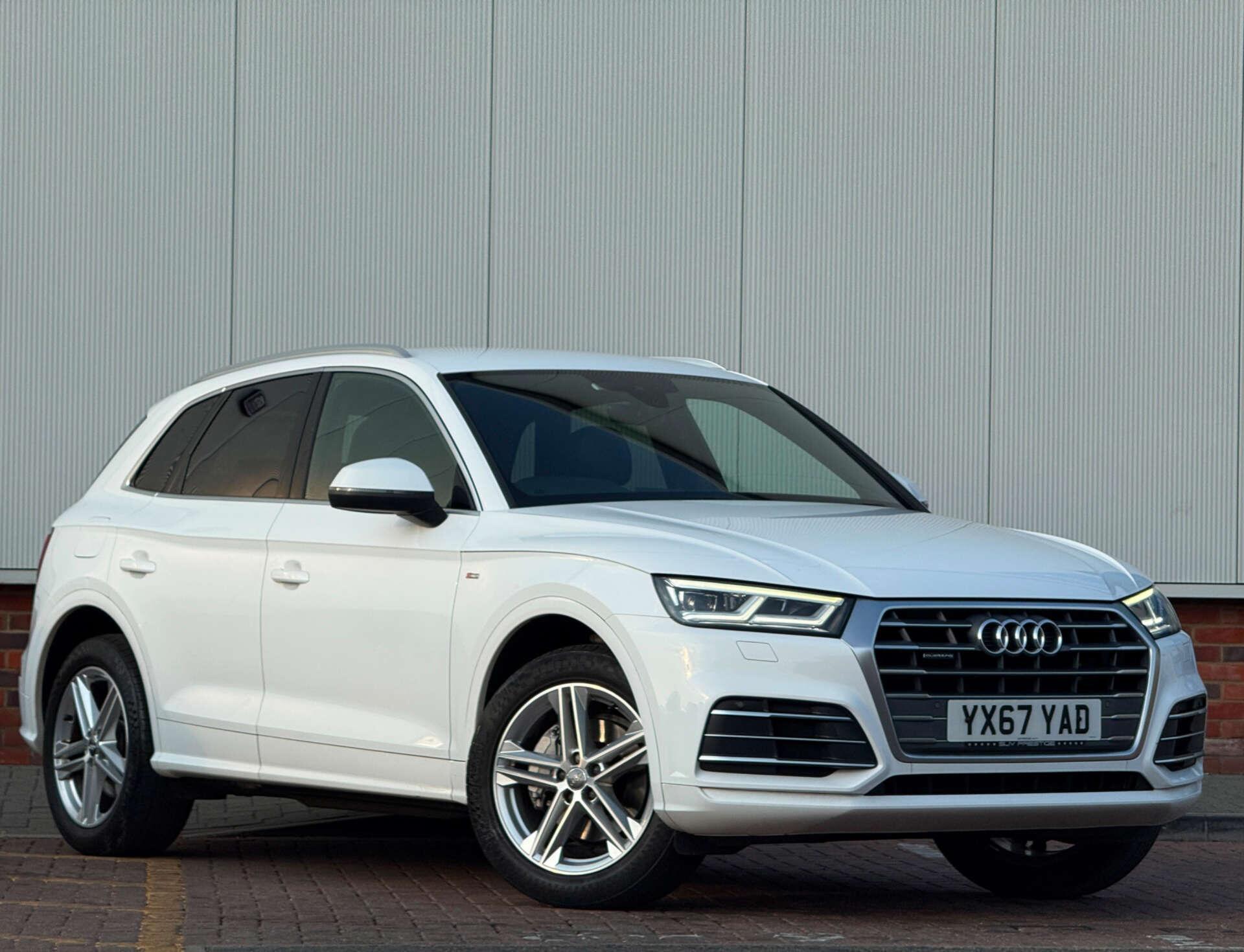 Audi Q5 view 5
