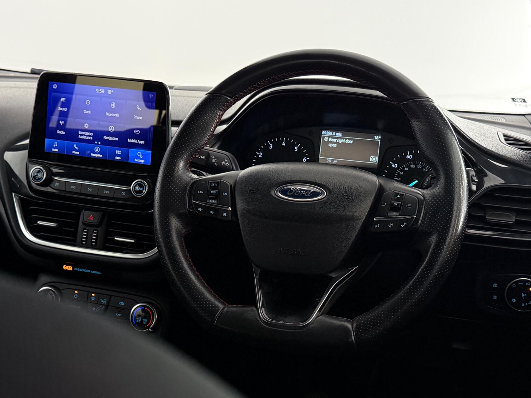 Ford Fiesta view 13