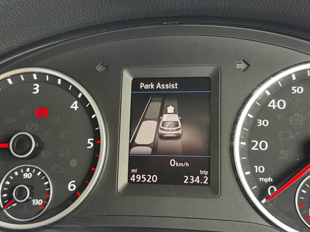 Volkswagen Tiguan view 32