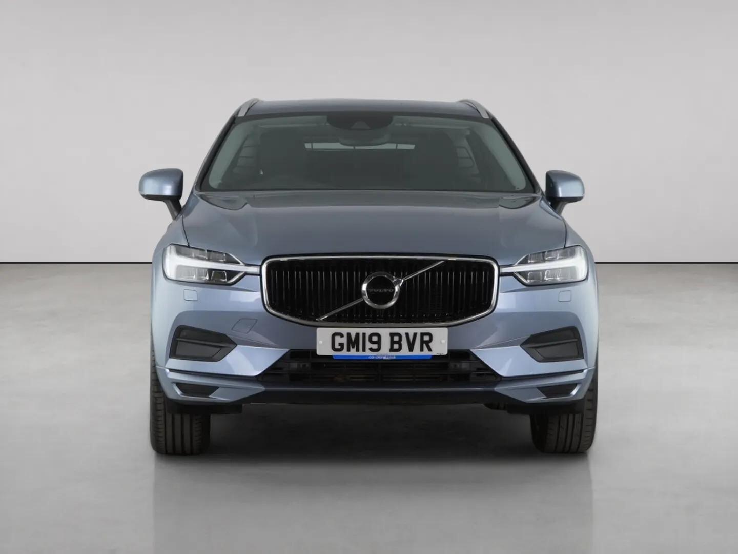 Volvo XC60 view 4