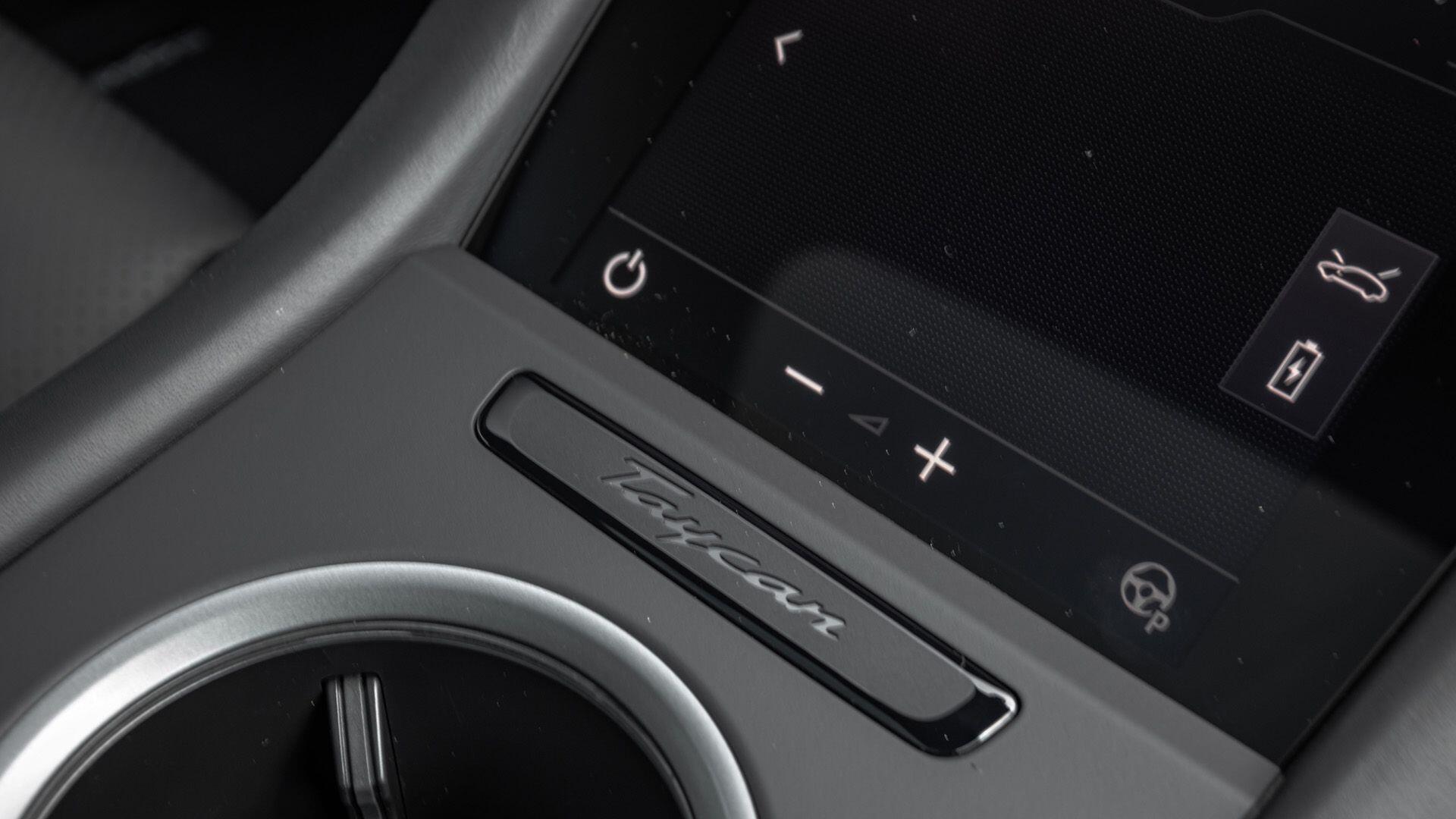 Porsche Taycan view 21