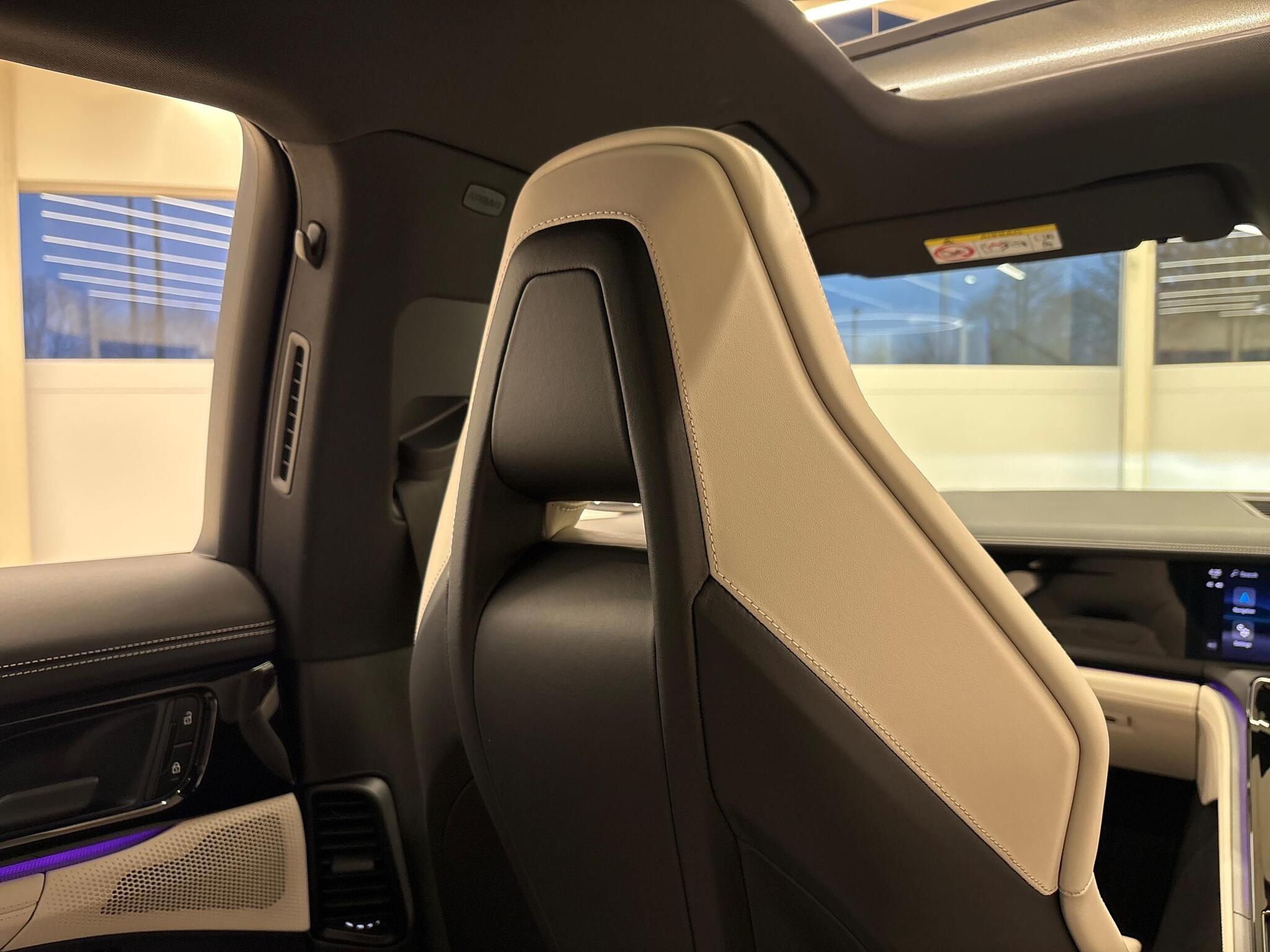 Porsche Panamera view 46