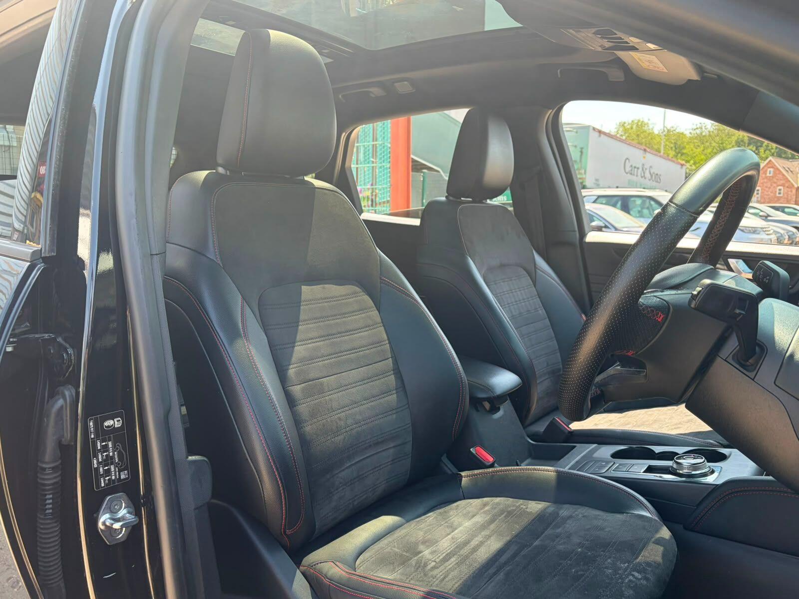 Ford Kuga view 12