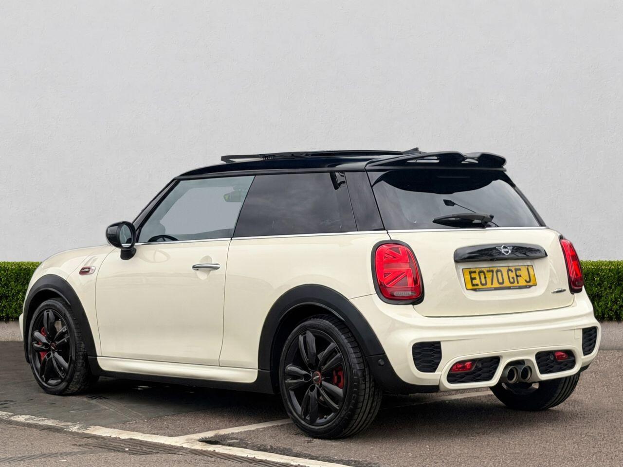 Mini Cooper view 5