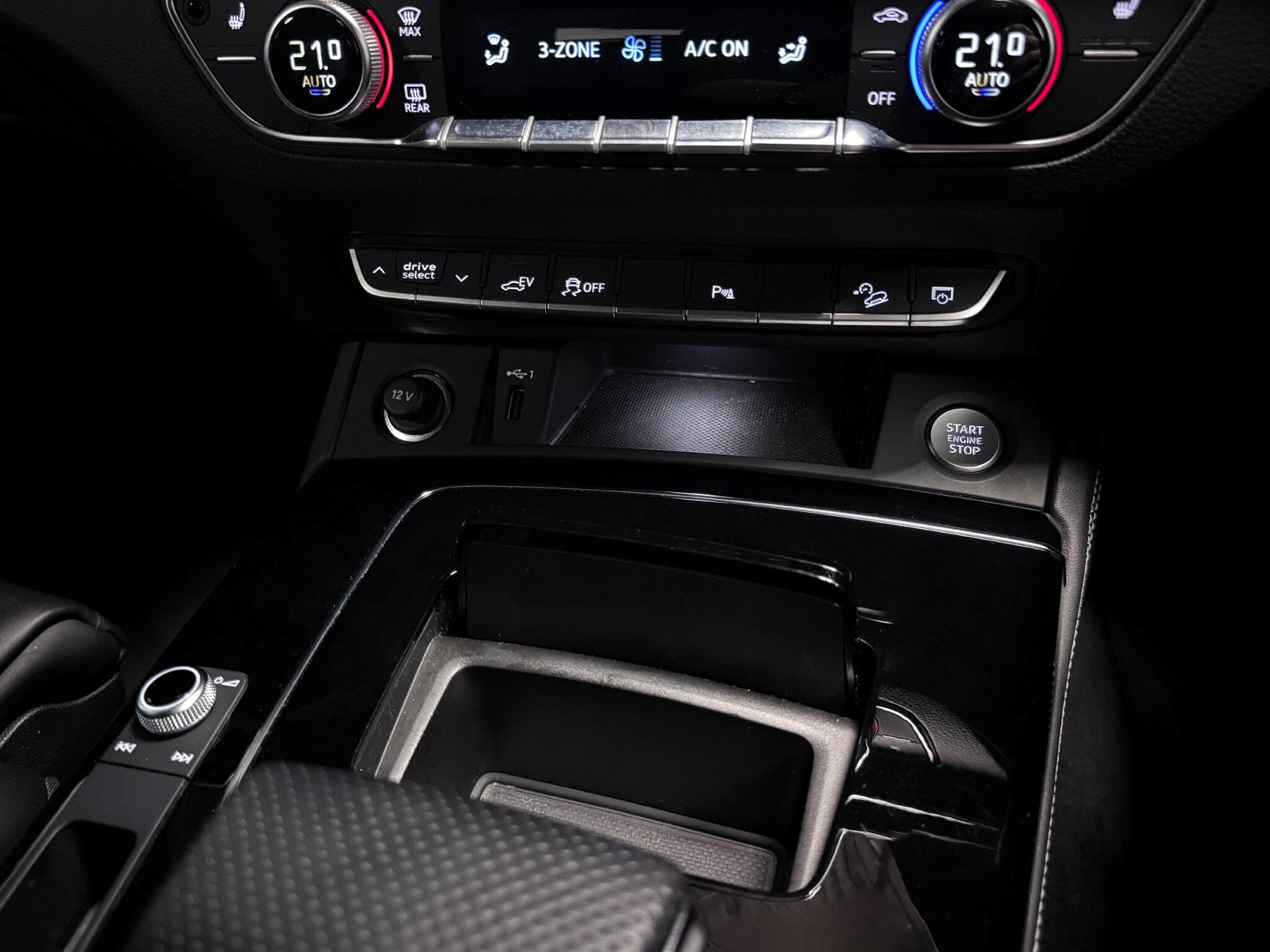 Audi Q5 view 29
