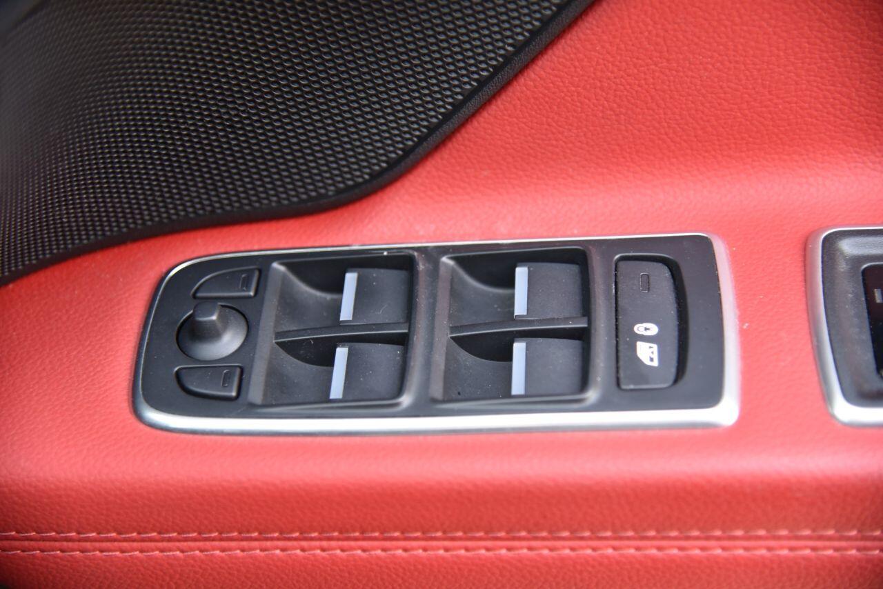 Jaguar XF view 48
