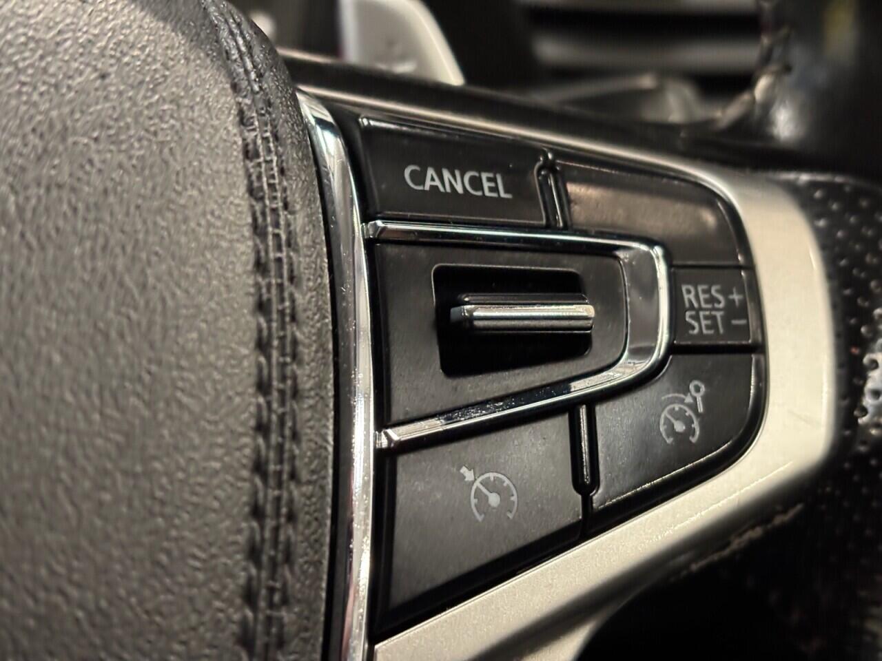 Mitsubishi Outlander view 41