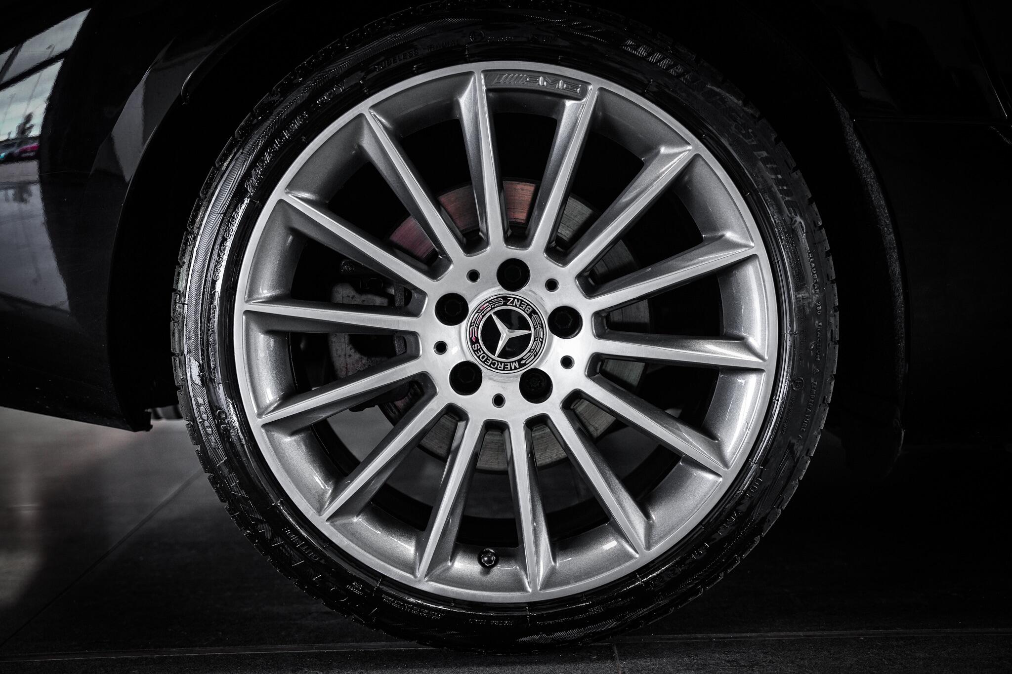 Mercedes-Benz SLC view 26