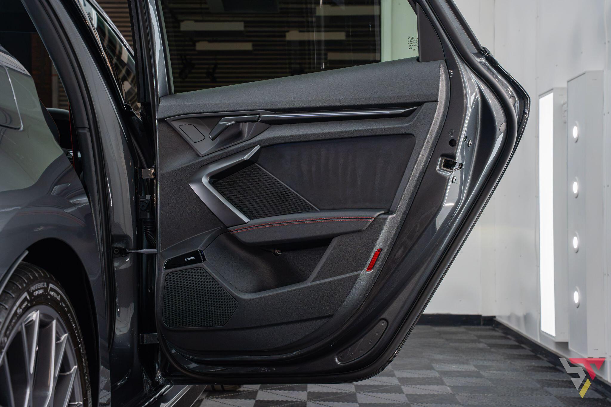 Audi RS3 view 80