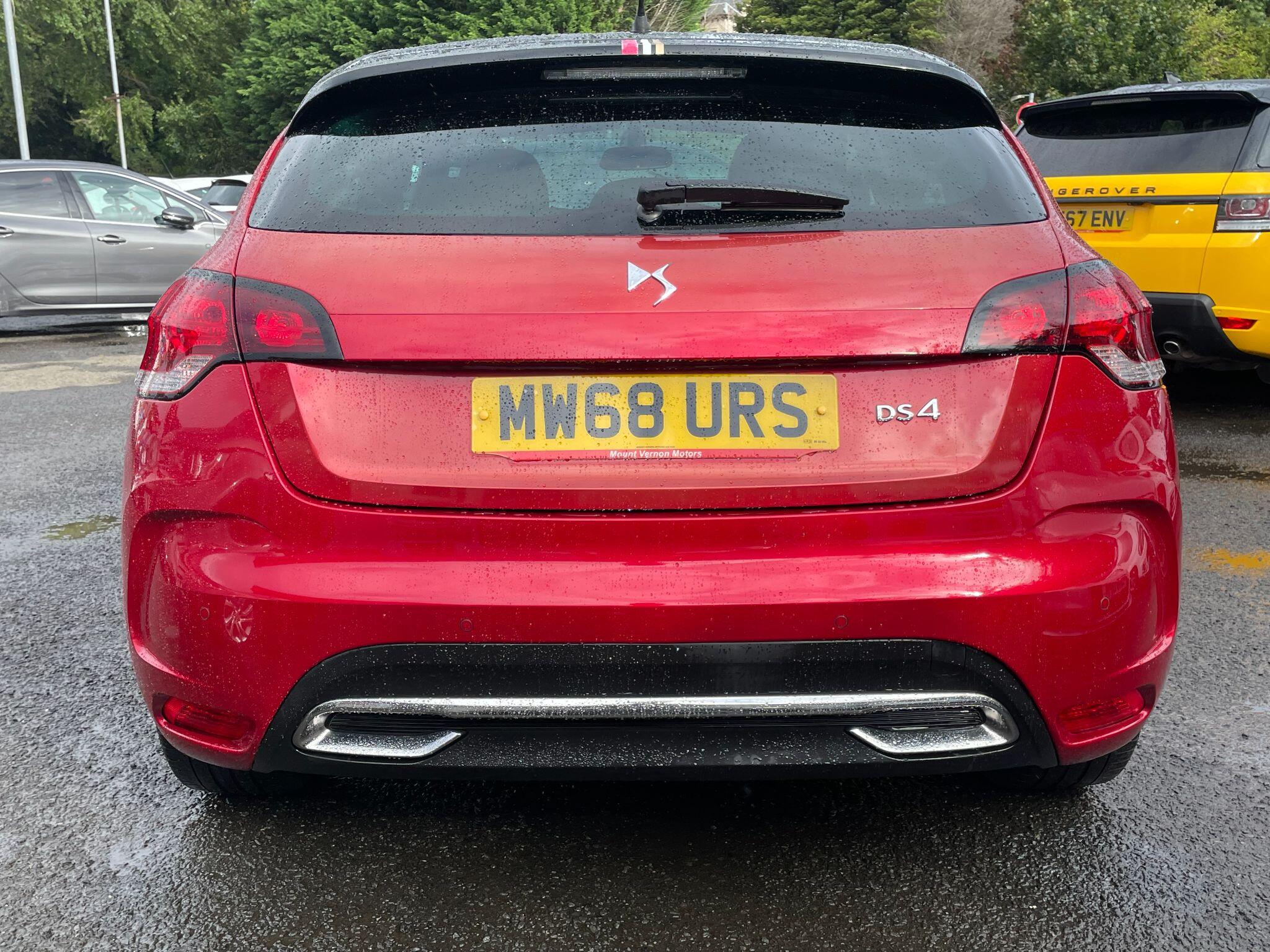 DS Automobiles DS 4 view 12
