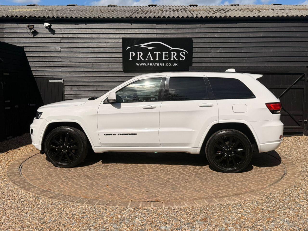 Jeep Grand Cherokee view 30