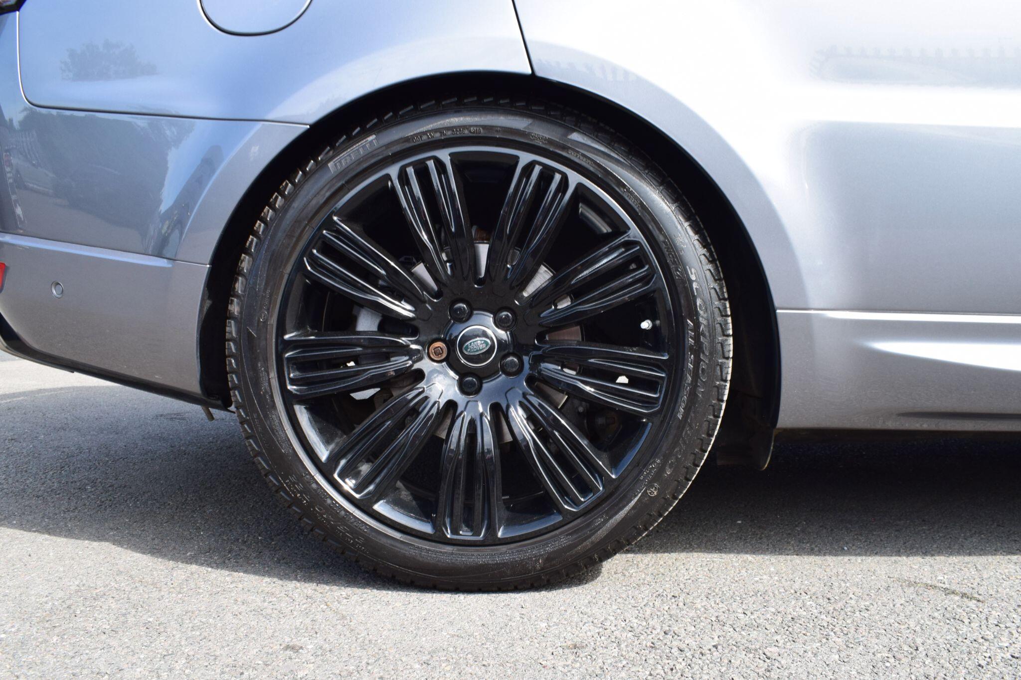 Land Rover Range Rover Sport view 40