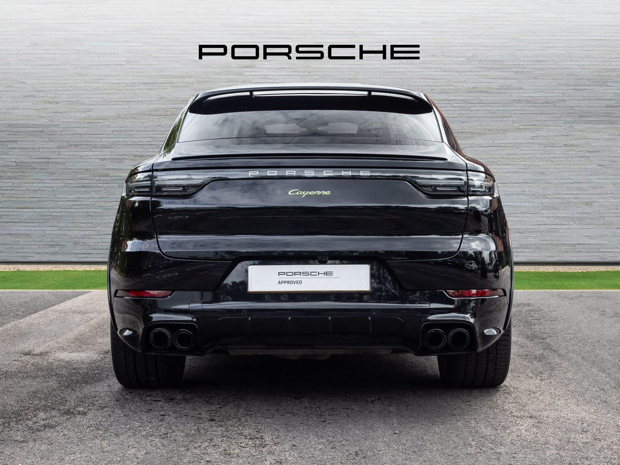 Porsche Cayenne view 6