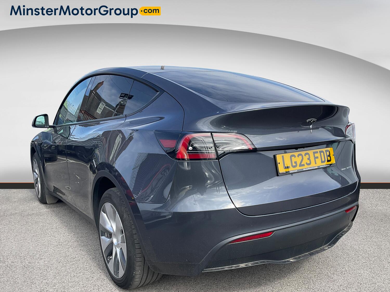Tesla Model Y view 4
