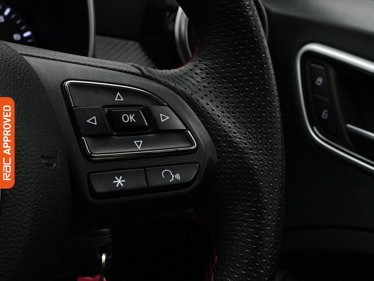 MG ZS view 23