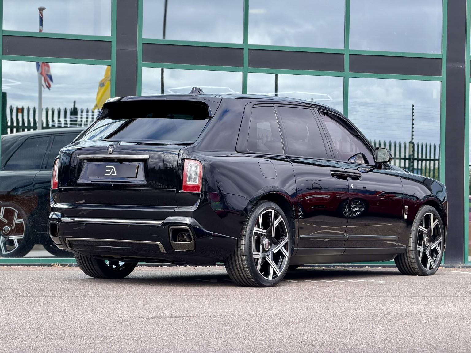 Rolls-Royce Cullinan view 25