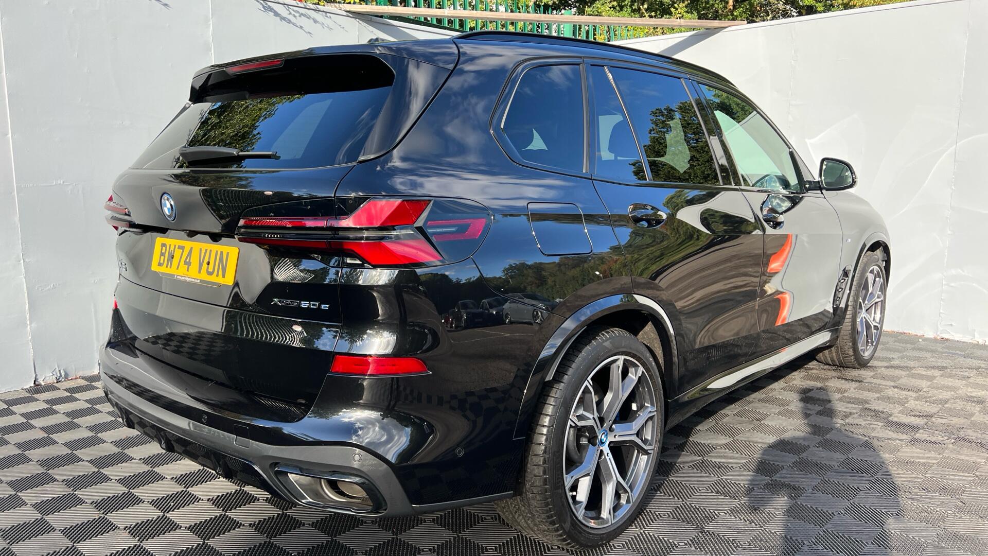 BMW X5 view 27