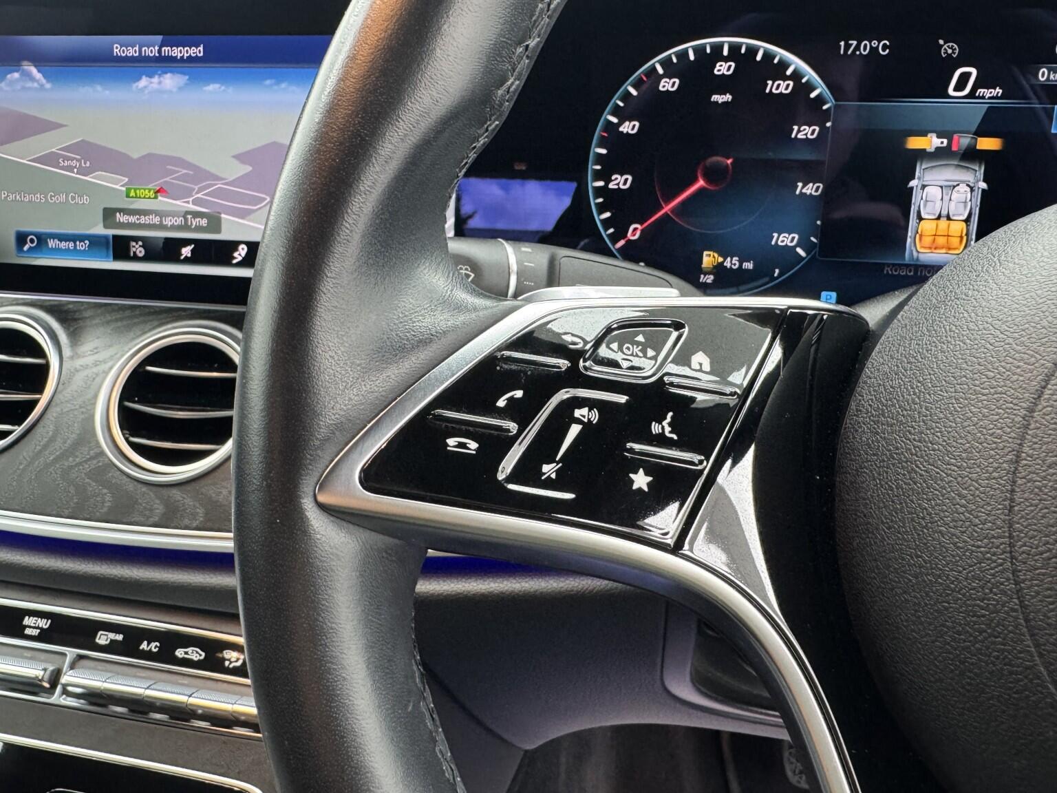 Mercedes-Benz E-Class view 9