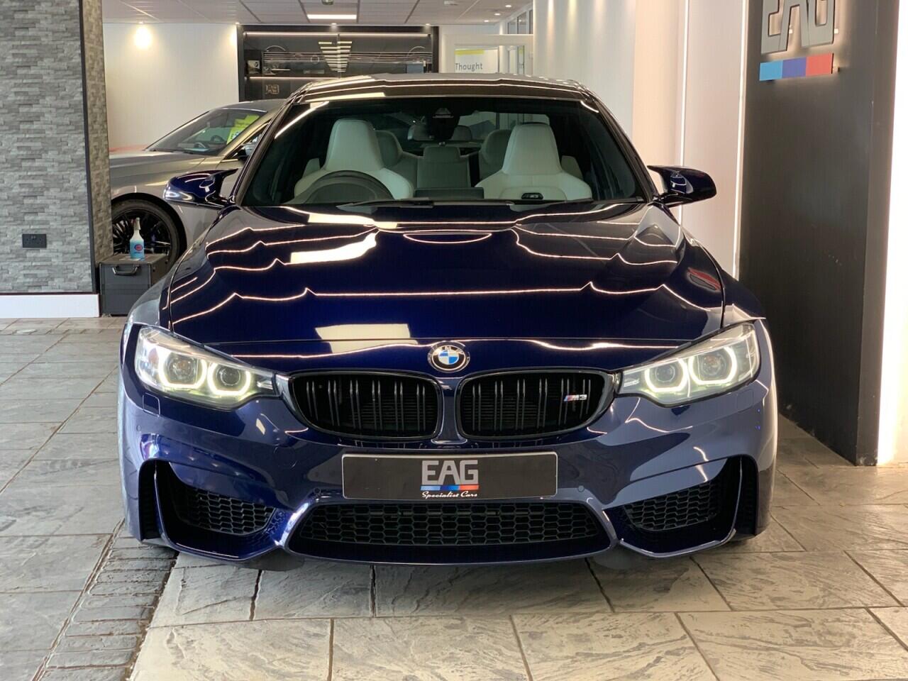 BMW M3 view 4
