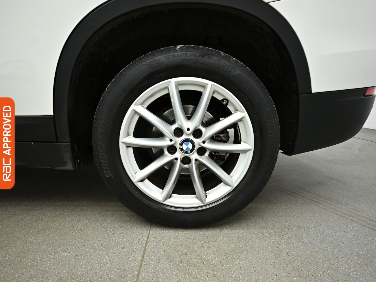 BMW X1 view 14