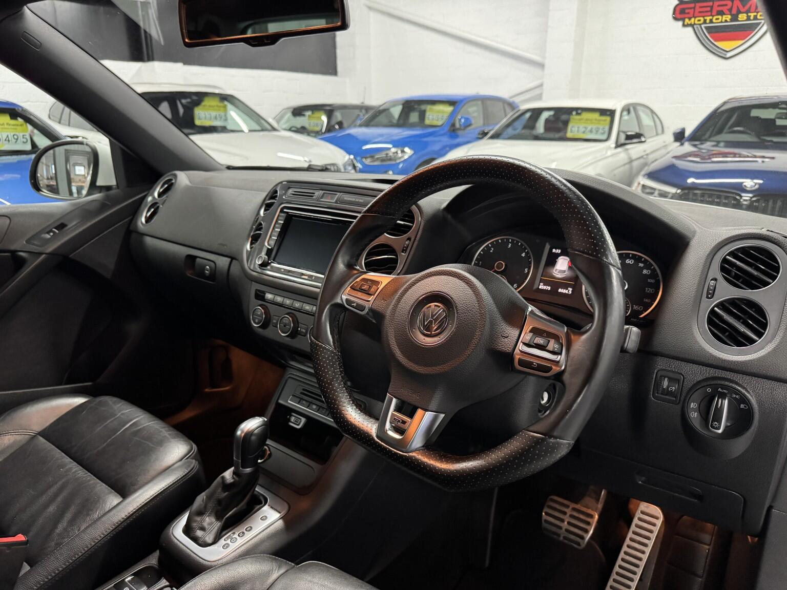 Volkswagen Tiguan view 10