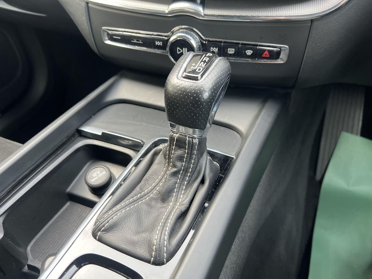 Volvo XC60 view 35